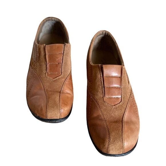 Clarks Bendables Tan Leather Slip Ons Size 9W - Picture 4 of 7